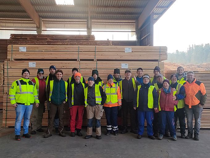 Besuch der Brennholzwerstatt im Sägewerk in Hainzell